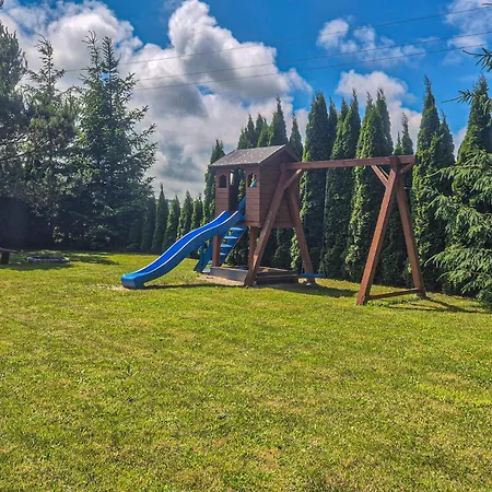 Gorgeous Home In Jezierzany بيت للعطل Jezierzany